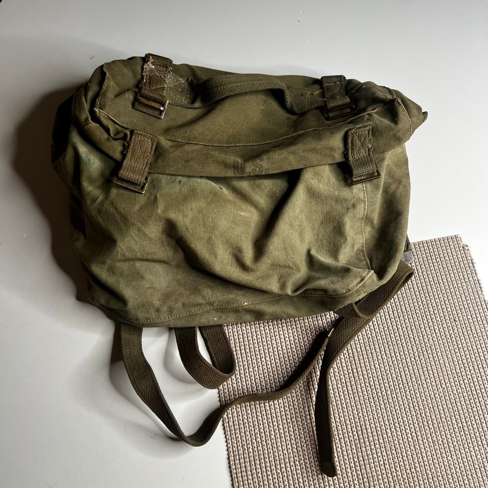 Vintage US Military M-1945 Combat Field Pack Olive Drab Canvas Backpack Bag